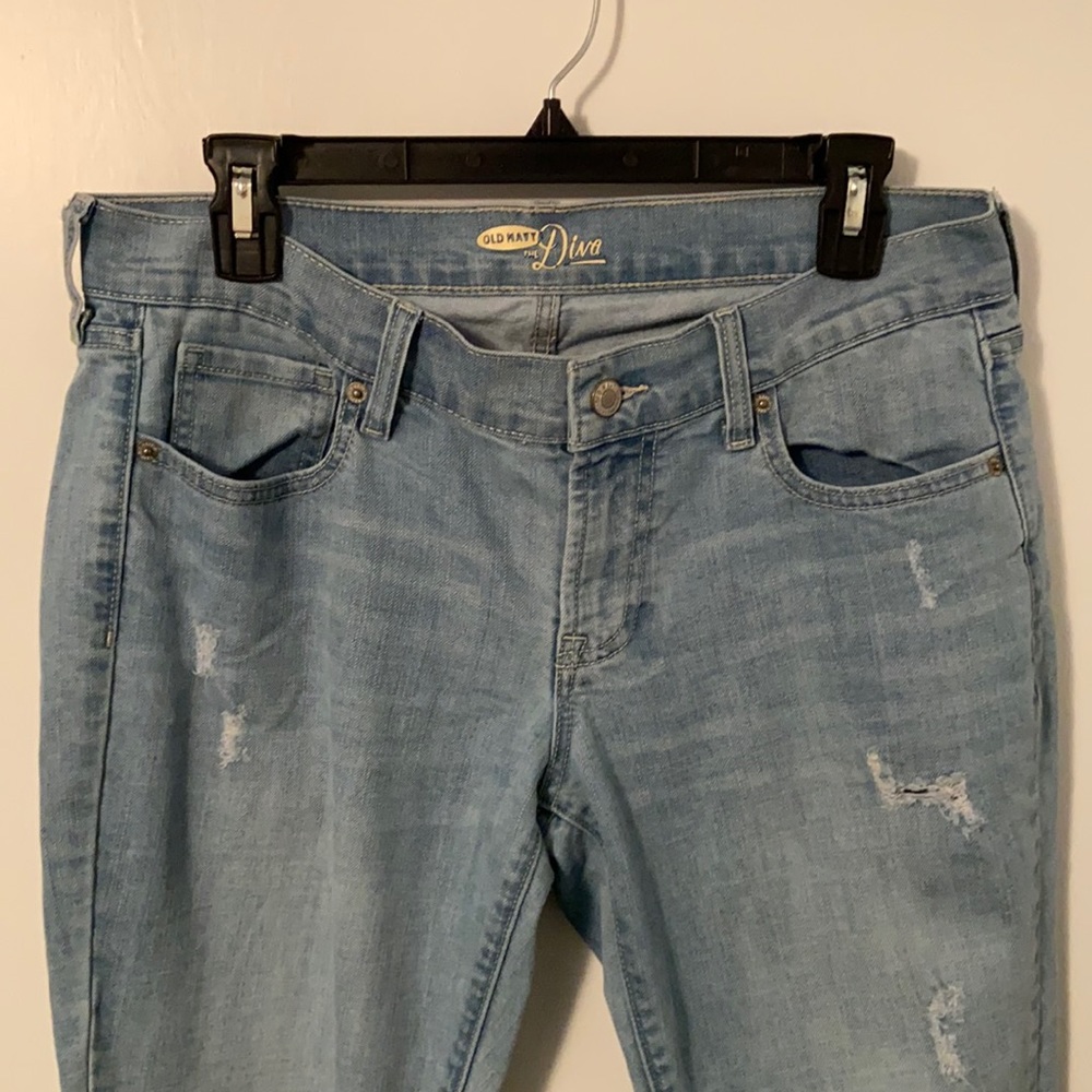 Old Navy The Diva Light-Wash Straight Fit Jeans Size 8 Short